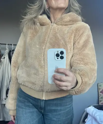 Chaqueta de peluche beige para mujer - miniatura 2