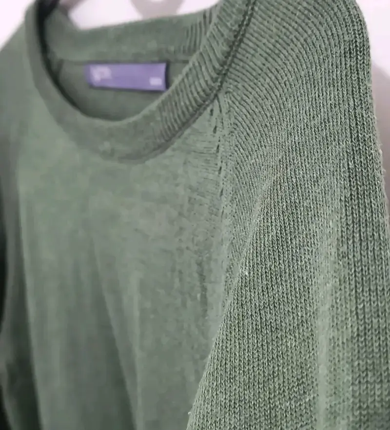 Suéter verde de lana para hombre - 2