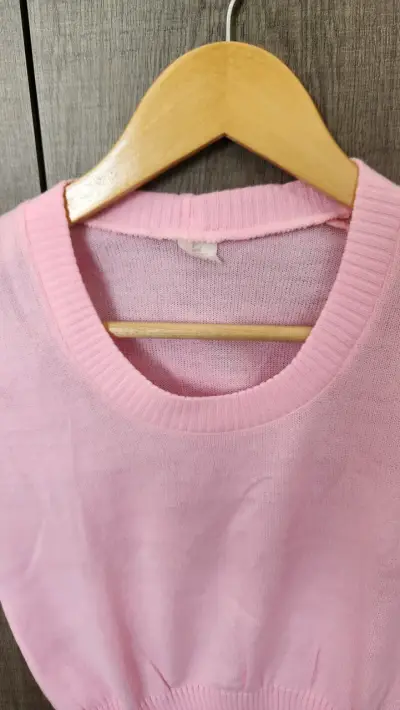 Polera rosada de hilo vintage - miniatura 3