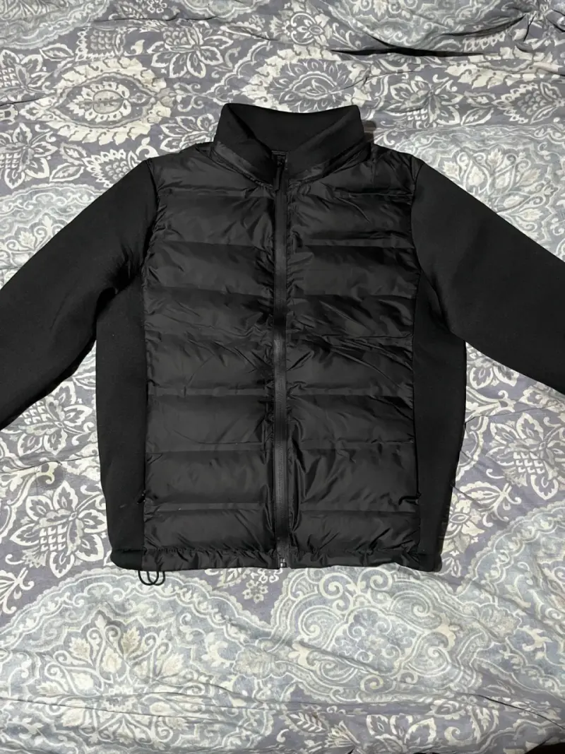 Chaqueta negra acolchada para hombre - 1