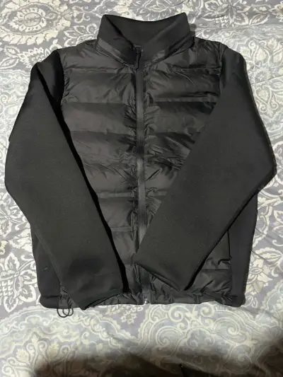 Chaqueta negra acolchada para hombre - miniatura 3