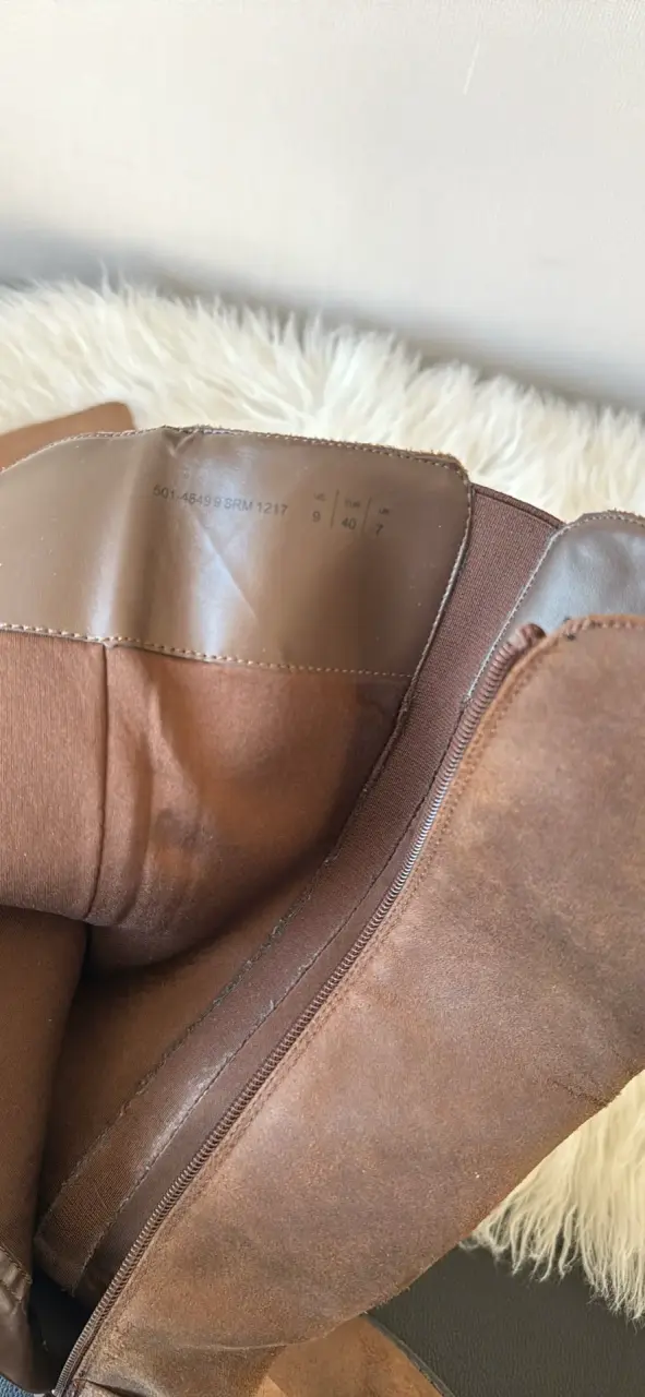 Botas largas de cuero marrón con hebilla - 4