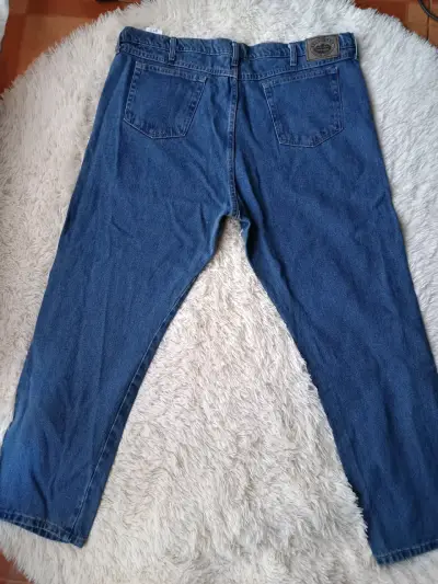 Jeans clásicos azul oscuro para hombre - miniatura 5