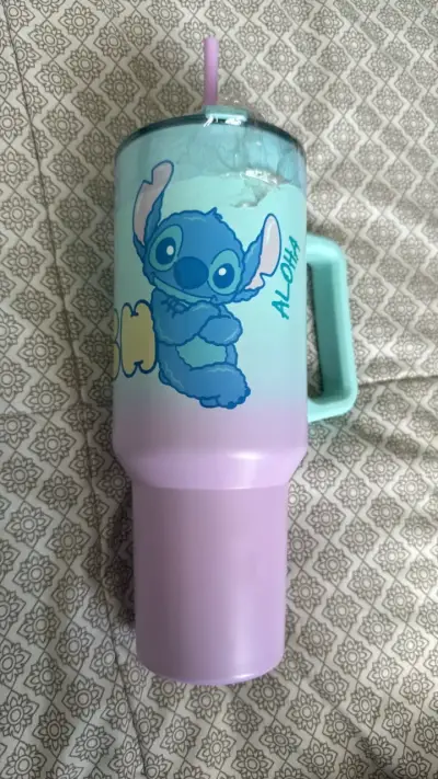 Vaso térmico Stitch con tapa y bombilla - miniatura 1