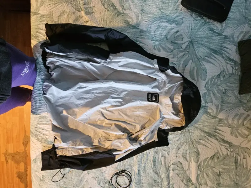 Chaqueta impermeable The North Face negra - 3
