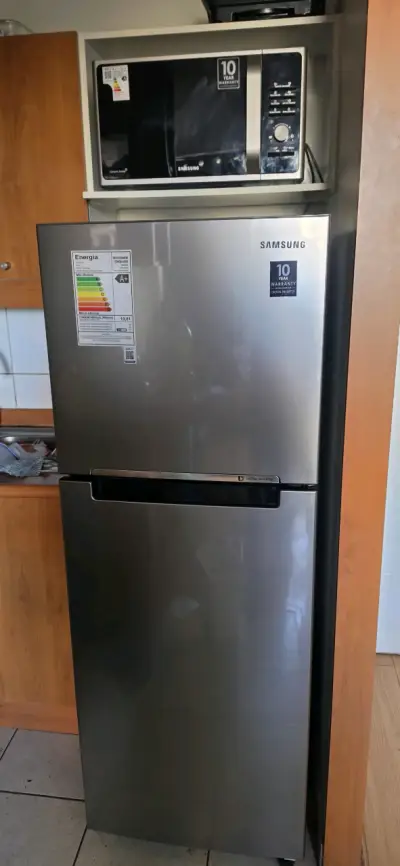 Refrigerador Samsung No Frost 236L - miniatura 3
