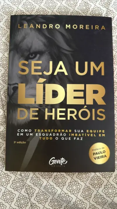 Libro 'Seja um Líder de Heróis' de Leandro Moreira - miniatura 1