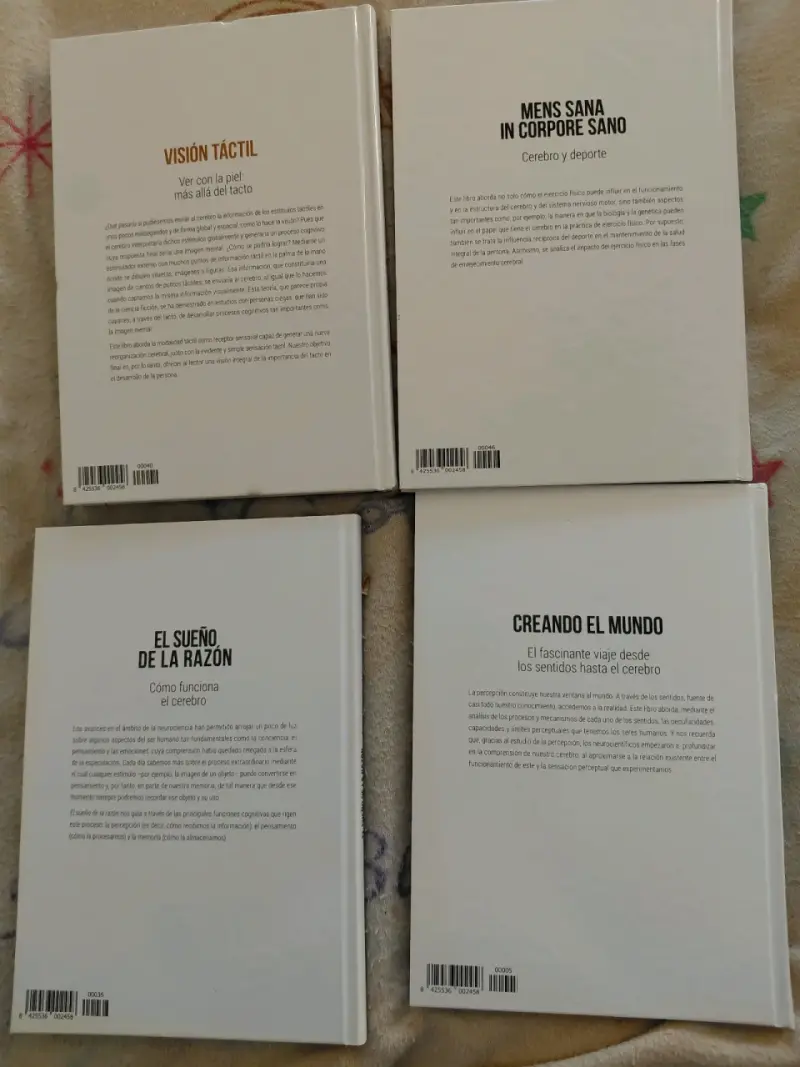 Set de libros sobre neurociencia y percepción - 1