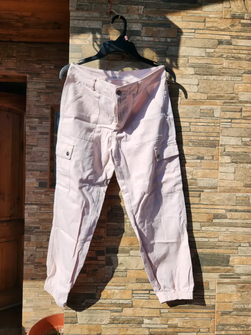 Pantalones cargo rosados para mujer