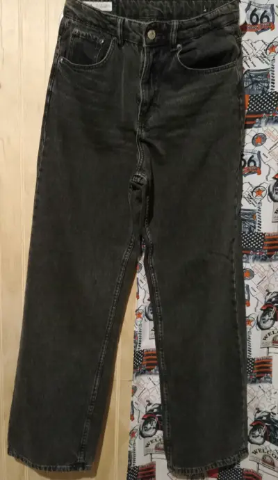 Jeans negros de mezclilla para hombre - miniatura 3