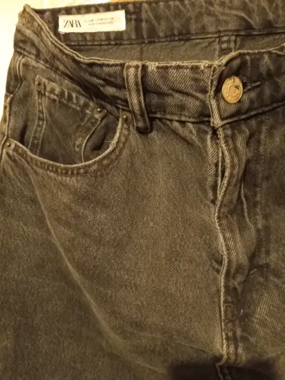 Jeans negros de mezclilla para hombre - miniatura 4