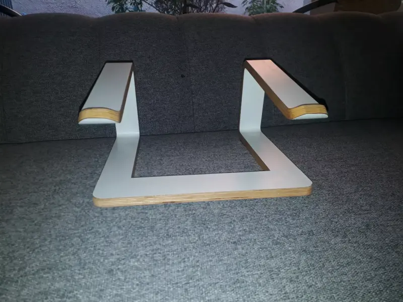 Soporte ergonómico para laptop de madera - 3