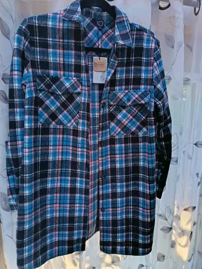 Camisa de franela a cuadros azul y rosa - miniatura 3