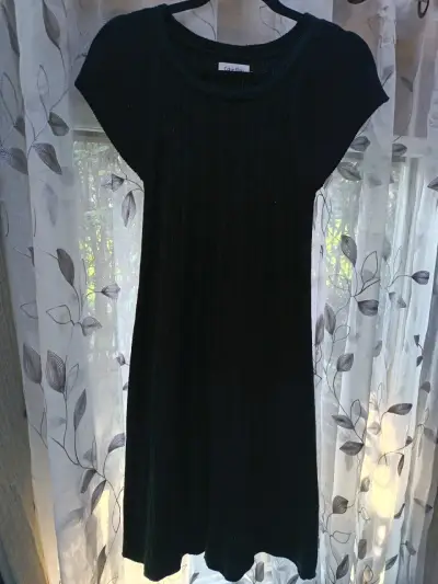 Vestido negro Calvin Klein de punto - miniatura 1