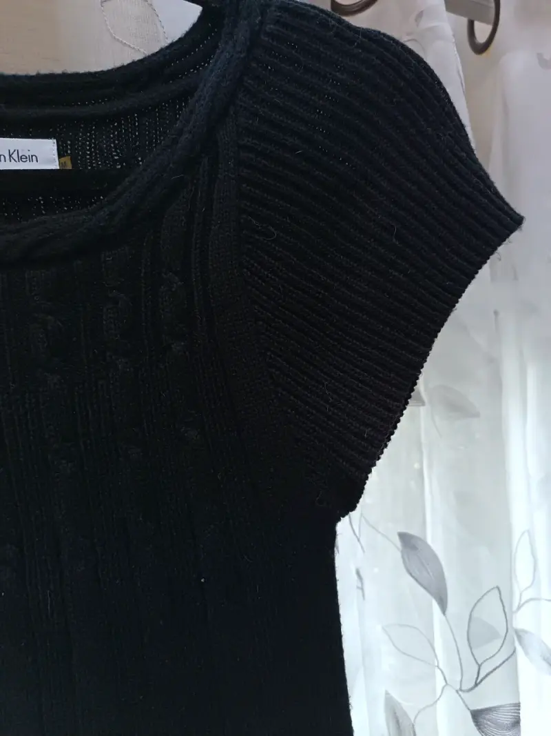 Vestido negro Calvin Klein de punto - 2