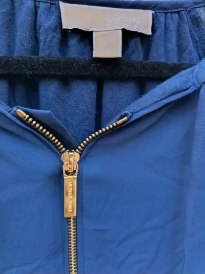 Blusa azul con cierre Michael Kors - miniatura 2