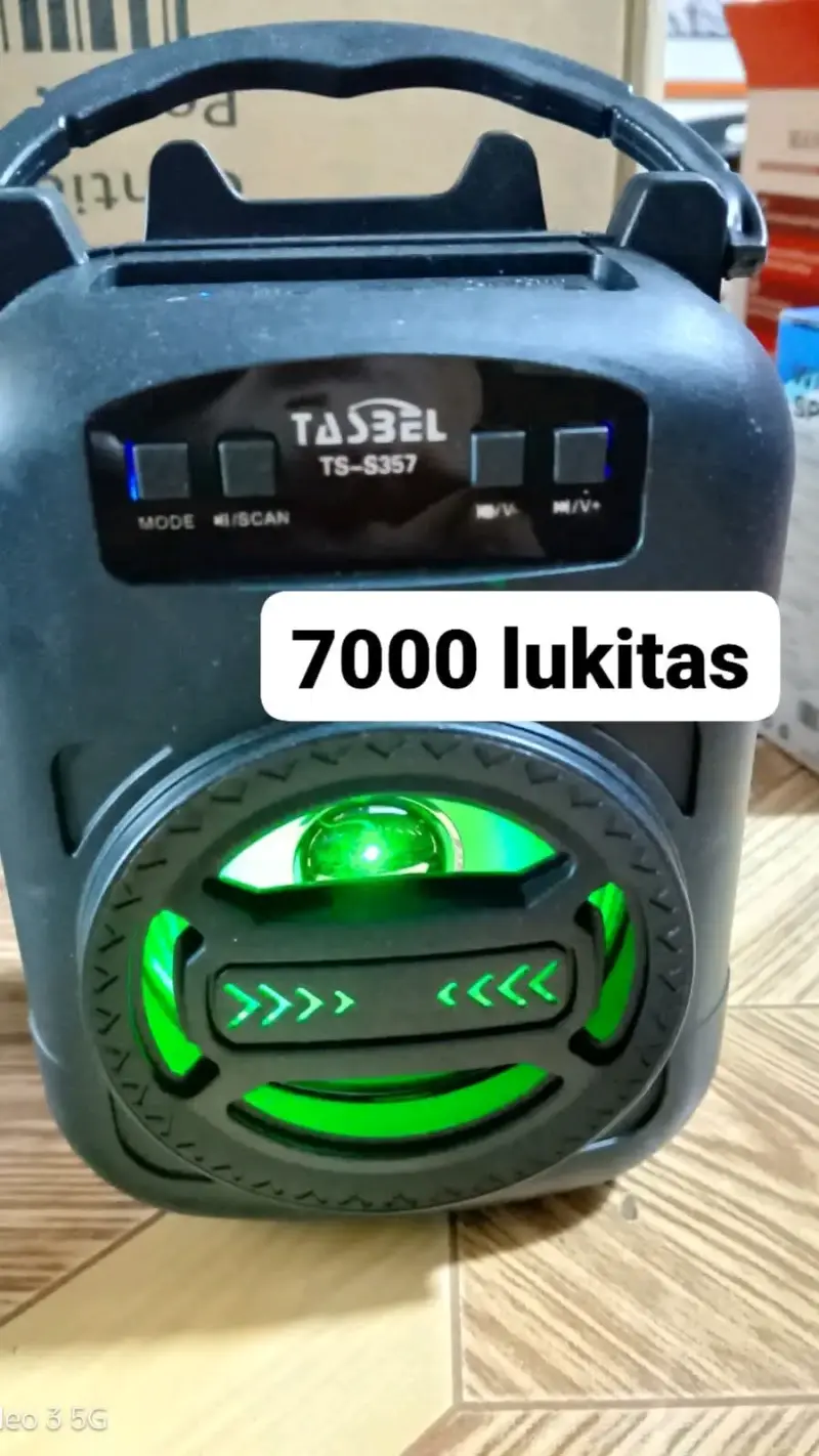Parlante inalámbrico Tasbel ST-309 con luces LED - 3