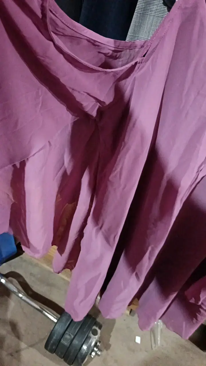 Vestido morada con hombros descubiertos - 2