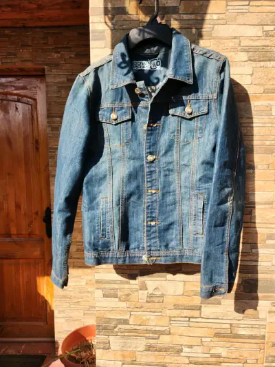 Chaqueta de mezclilla azul para hombre - miniatura 1