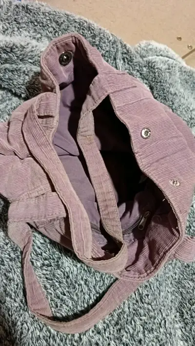 Bolso de pana color lila con bolsillo - miniatura 2