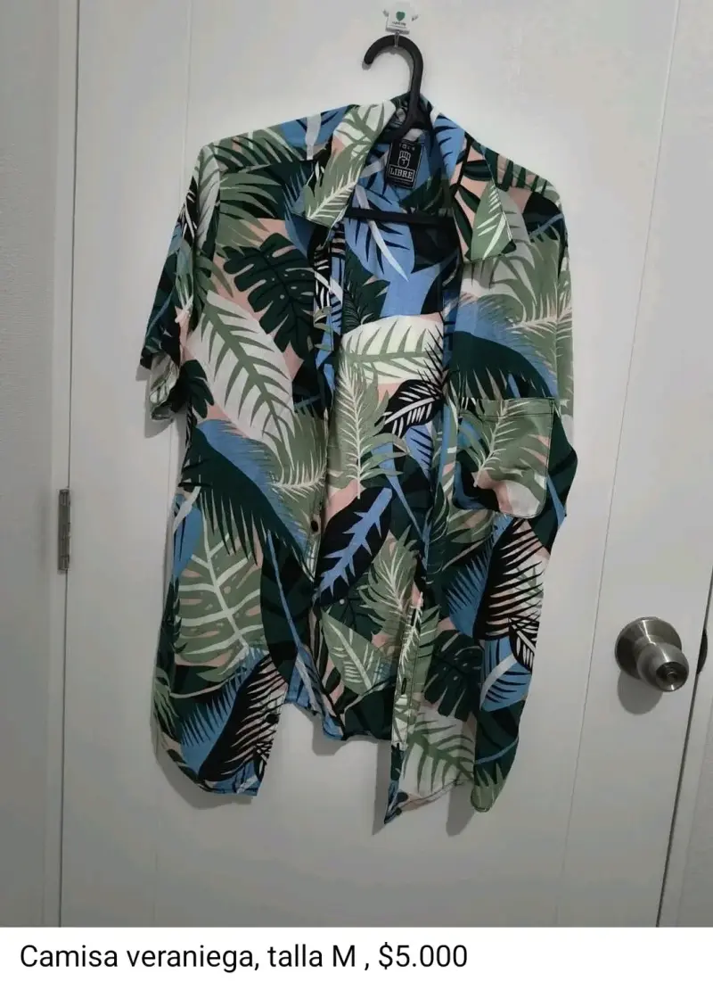 Camisa hawaiana estampada tropical talla M