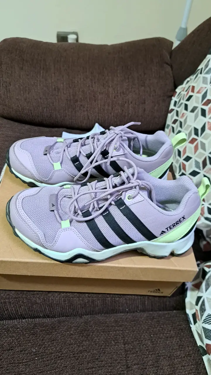Zapatillas Adidas Terrex AX2S W moradas - 2