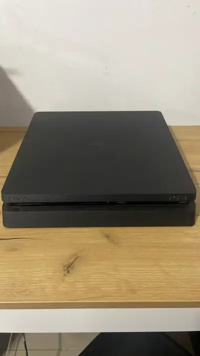 Consola PlayStation 4 Slim negra - miniatura 1