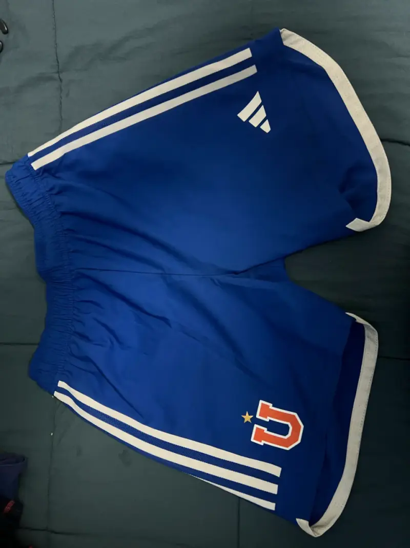 Short deportivo azul Universidad de Chile - 1