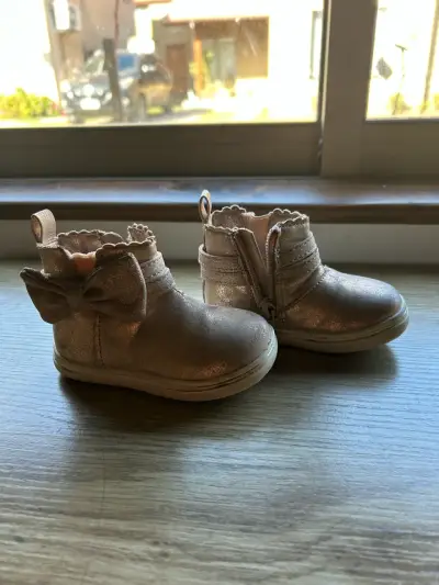 Botines dorados para niña de 1/2 años - miniatura 4