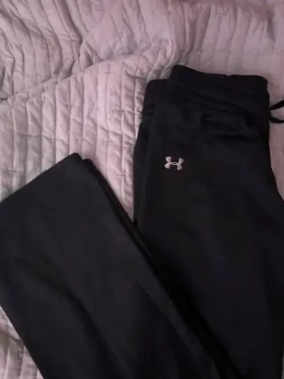Pantalon Under Armour negros - miniatura 1