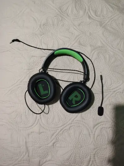 Audifonos gamer quantum 100 (precio conversable) - miniatura 1