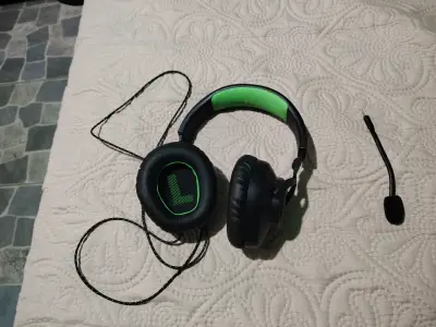Audifonos gamer quantum 100 (precio conversable) - miniatura 2