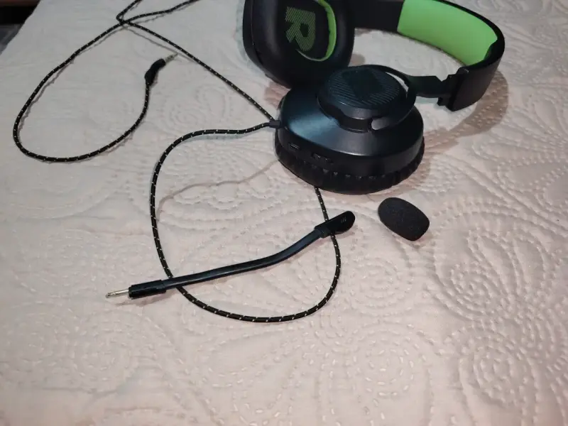 Audifonos gamer quantum 100 (precio conversable) - 3