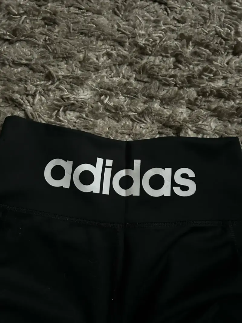 Leggings deportivos negros Adidas para mujer - 2