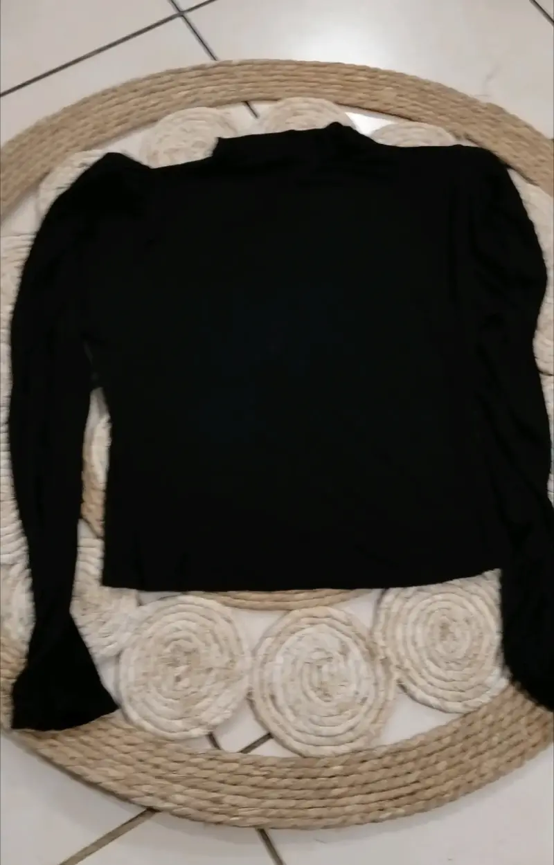 Se vende prendas de vestir excelente Estado - 2