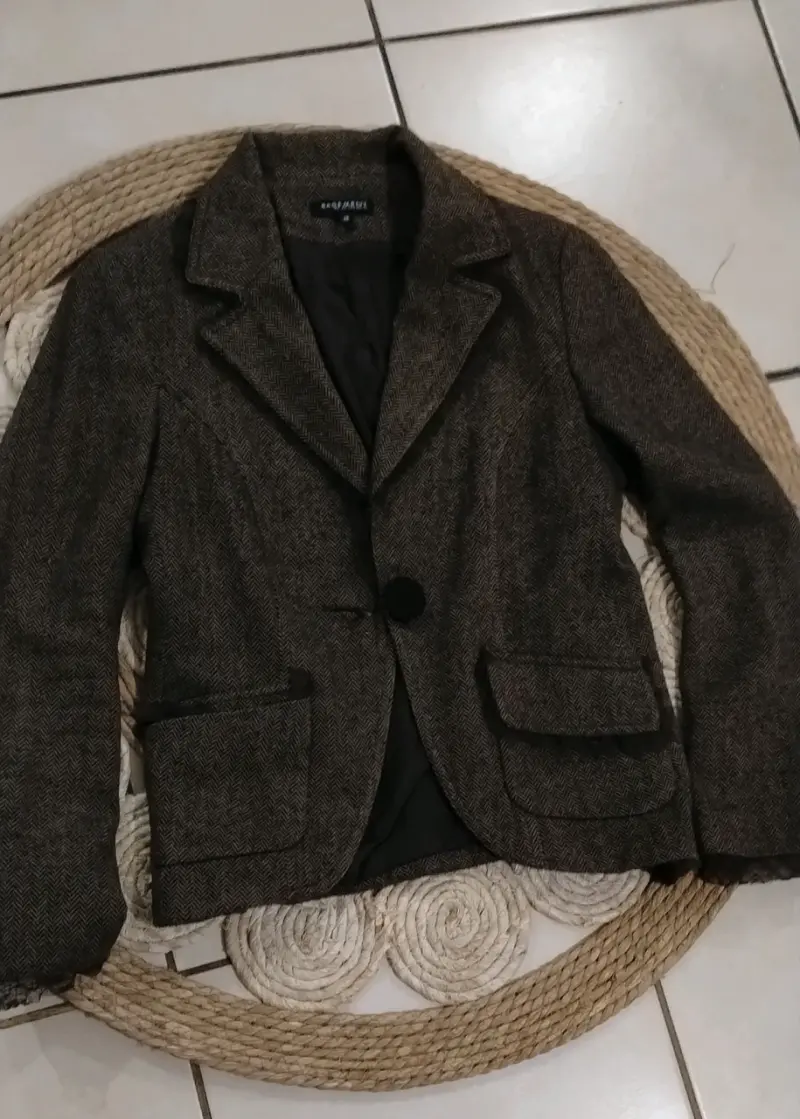 Se vende prendas de vestir excelente Estado - 4