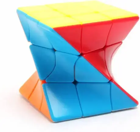 Cubo mágico de giro colorido
