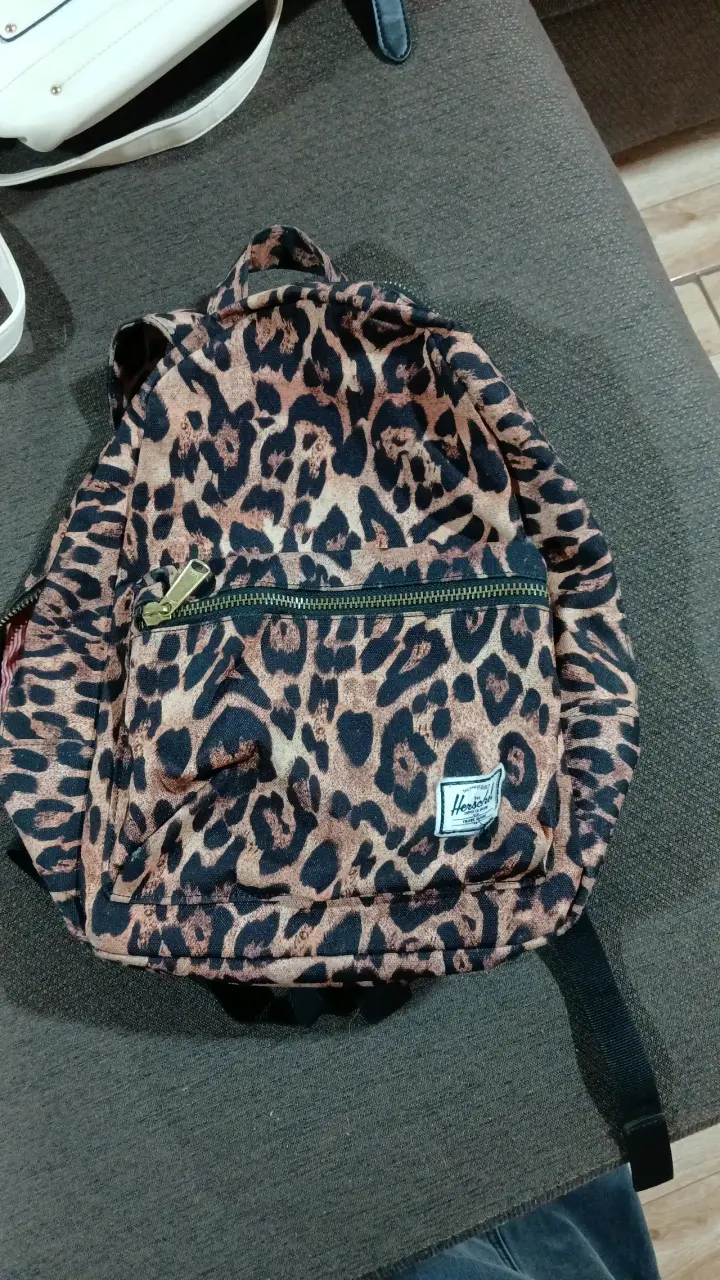 Mochila Herschel estampado leopardo