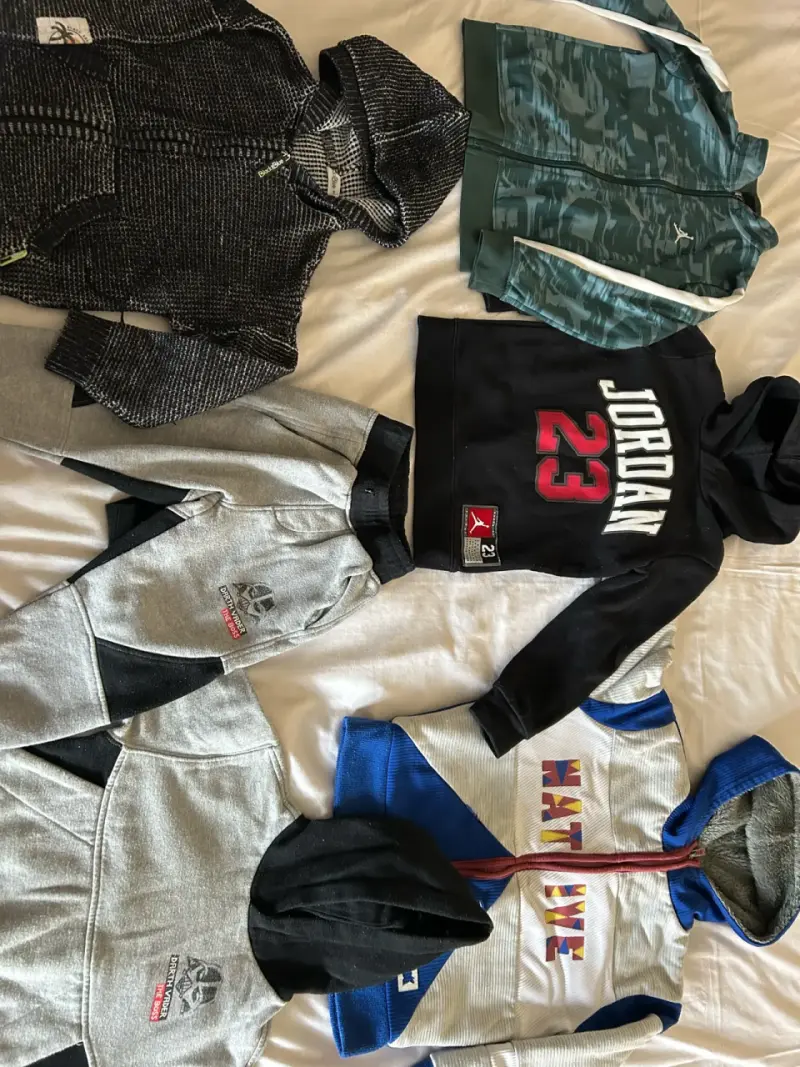 Lote de ropa para niño. A Luca cada pieza - 3