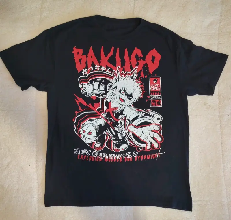 Polera negra Bakugo My Hero Academia
