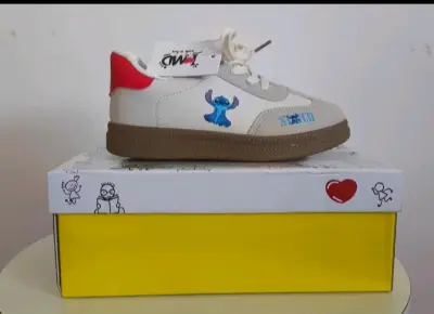 Zapatillas infantiles Stitch. - miniatura 1