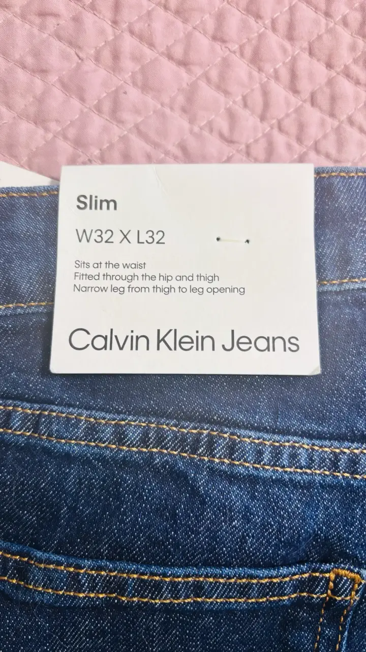 Jeans Calvin Klein azul oscuro nuevos - 3