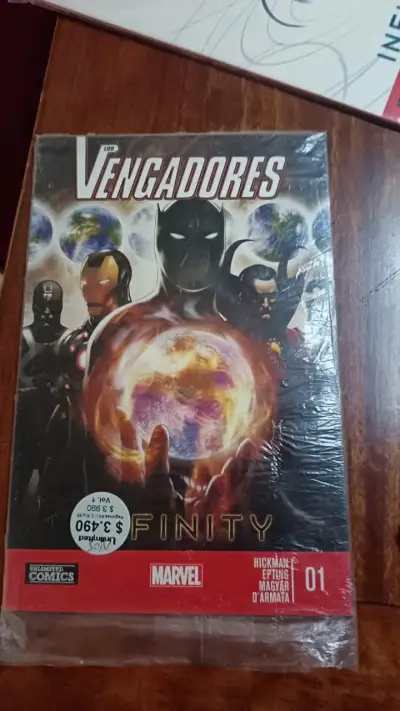 Cómic Los Vengadores Infinity Vol del 1 al 10 - miniatura 1