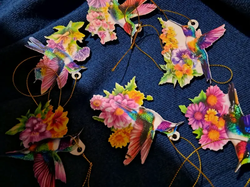 Guirnalda decorativa de colibríes y flores - 2