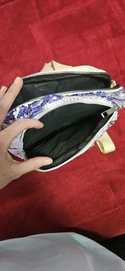 Mochila infantil con lentejuelas LOL Surprise - miniatura 2