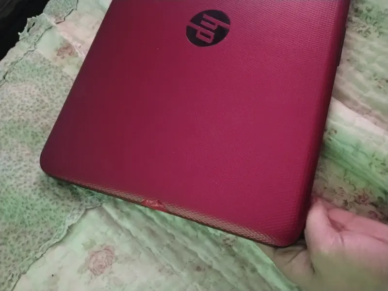 i7 HP Notebook 14-ac - 2