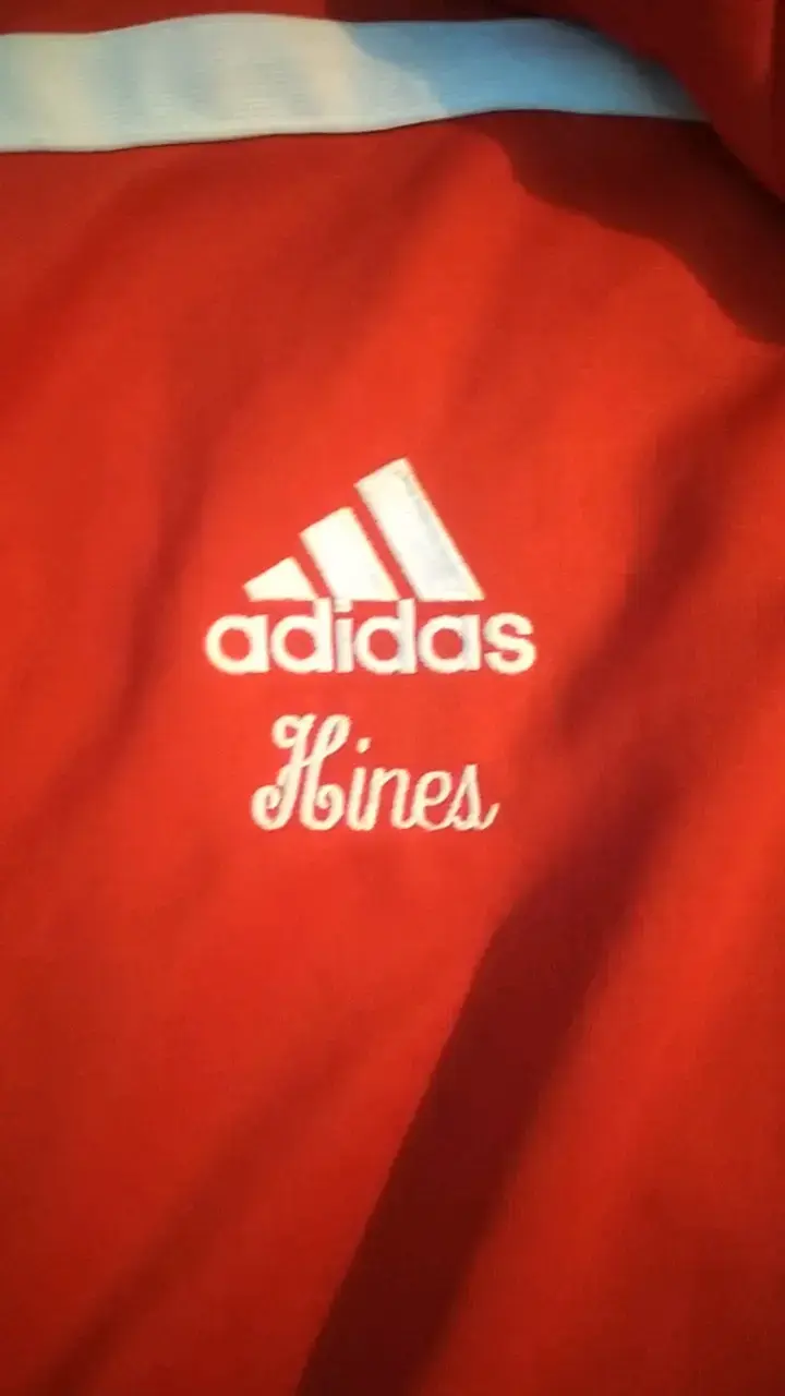 Chaqueta deportiva Adidas roja con logo - 3