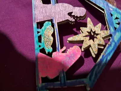 Adornos navideños de madera pintados a mano - miniatura 4