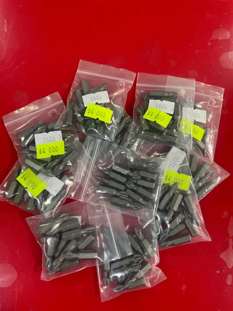 Set 10 puntas ph2 x 25mm MAKITA