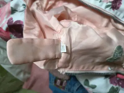 Chaqueta infantil con diseño floral reversible - miniatura 2